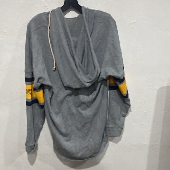 Pink West Virginia Mountaineers Gray Size M Hooded Pullover Baggy fit - Picture 5 of 5